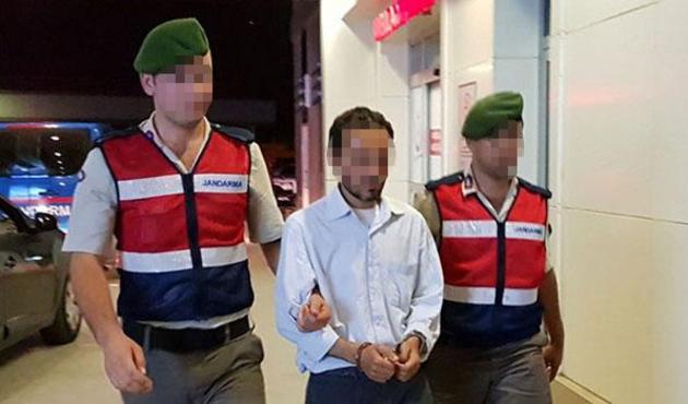 Otobüsteki Türk bayrağını indirmek isteyen A.D.İ. adam tutuklandı...