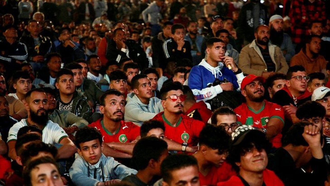 Fransa maçı sonrası, Fas'ın başkenti Rabat'ta büyük yıkım! Hüzün çöktü gözyaşlarını tutamadılar...