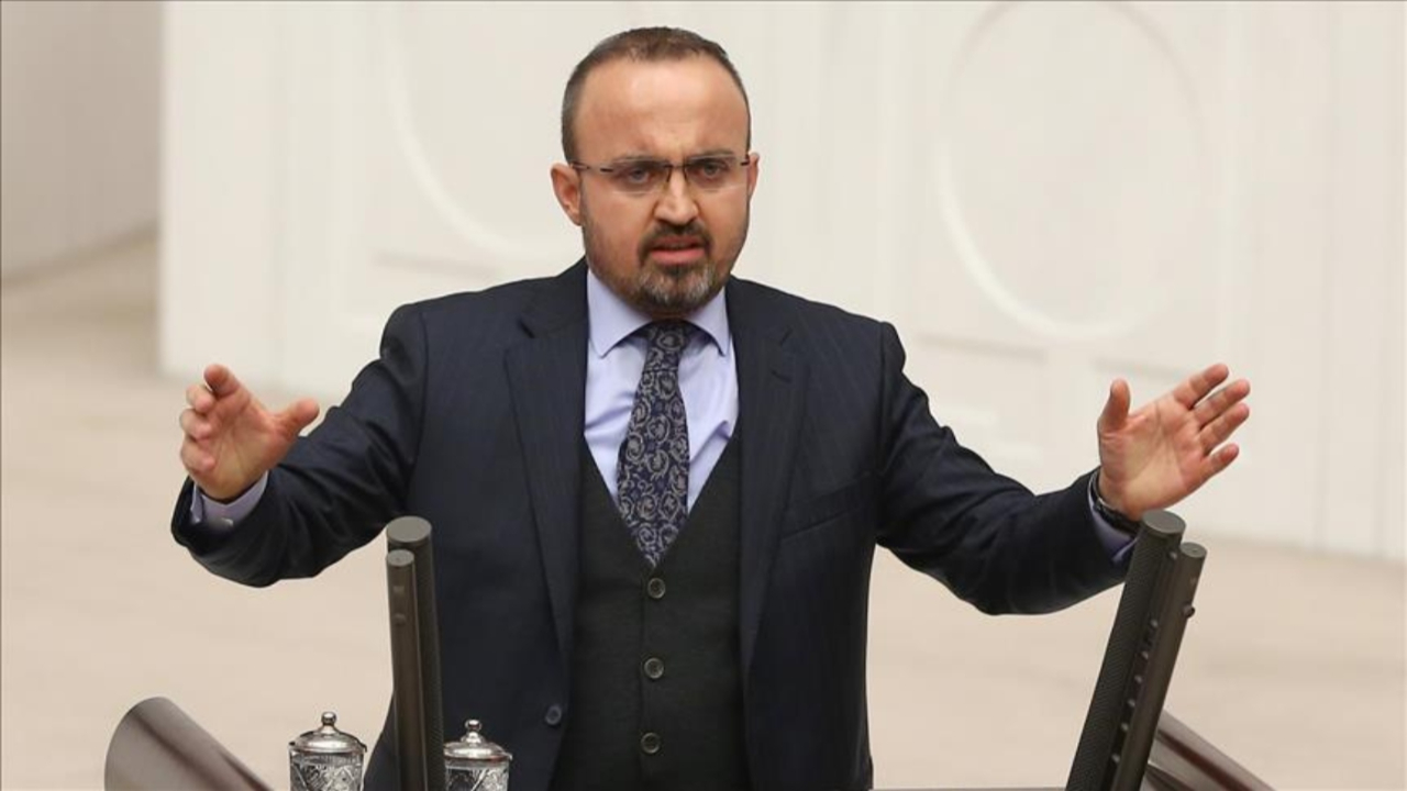 AK Parti’den ‘mağdur’ edebiyatı yapanlara tepki: Kesinleşmeyen karar söz konusu