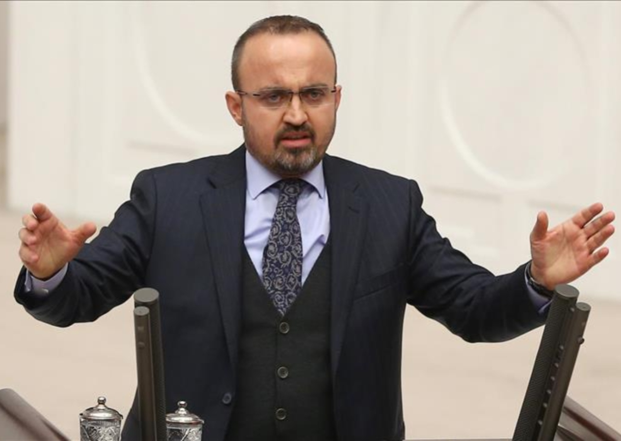 AK Parti’den ‘mağdur’ edebiyatı yapanlara tepki: Kesinleşmeyen karar söz konusu