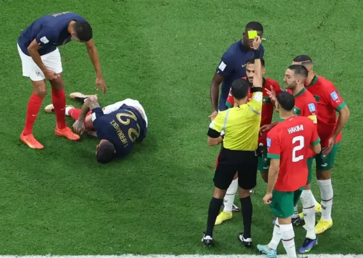 Hedefte o var! Fransa - Fas maçında fişi Meksikalı hakem çekti
