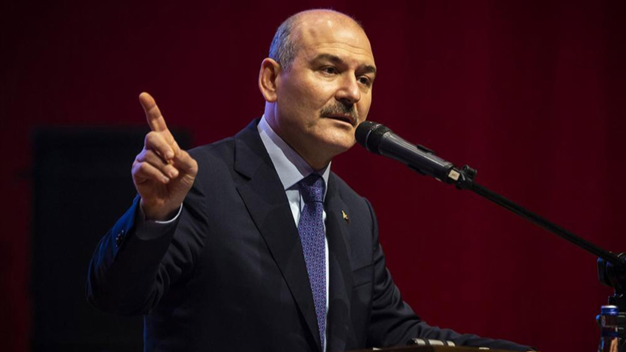 ‘Siyasal tartışmalarına bizi basamak kullanmaya çalışıyorlar’