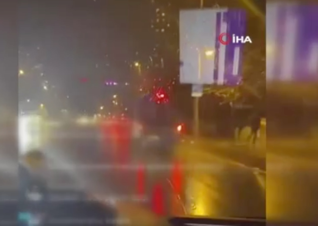 Son ses müzikle ambulansın içinden canlı yayın!