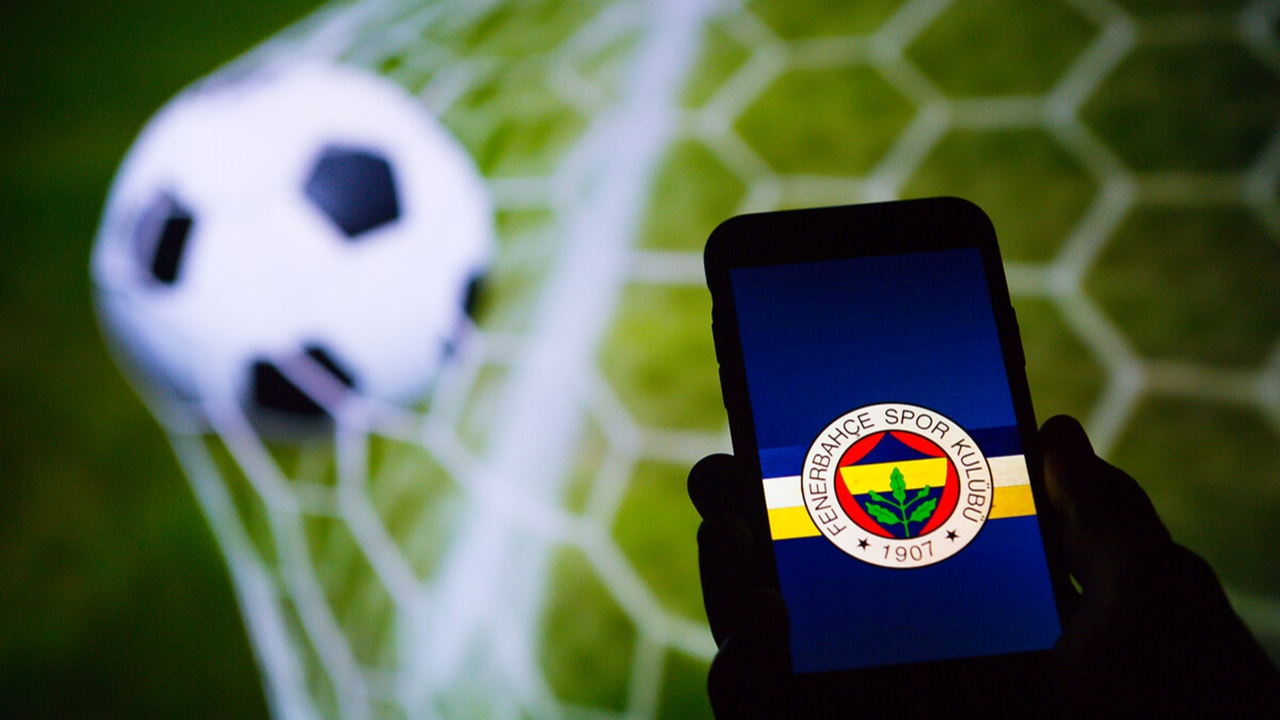 Fenerbahçe 5 yıldız oyuncuya imza attırmayı planlıyor