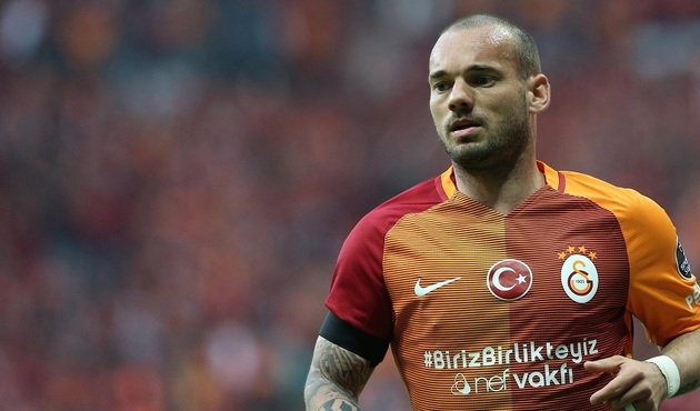 Sneijder bu sabah İstanbul'dan ayrıldı! İşte yıldız futbolcunun son sözleri...