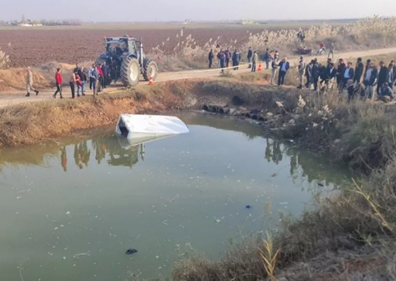 Şanlıurfa'da minibüs sulama kanalına uçtu! 8 kişi hayatını kaybetti...