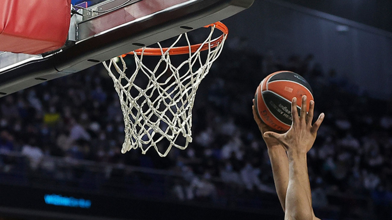 Euroleague'de haftanın MVP'si Brandon Davies