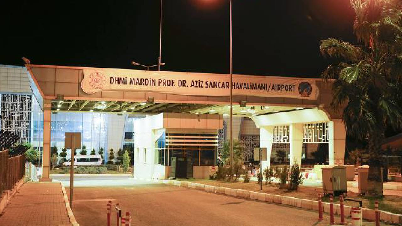 Cumhurbaşkanı Erdoğan açılış töreninde duyurdu saatler sonra afiş asıldı