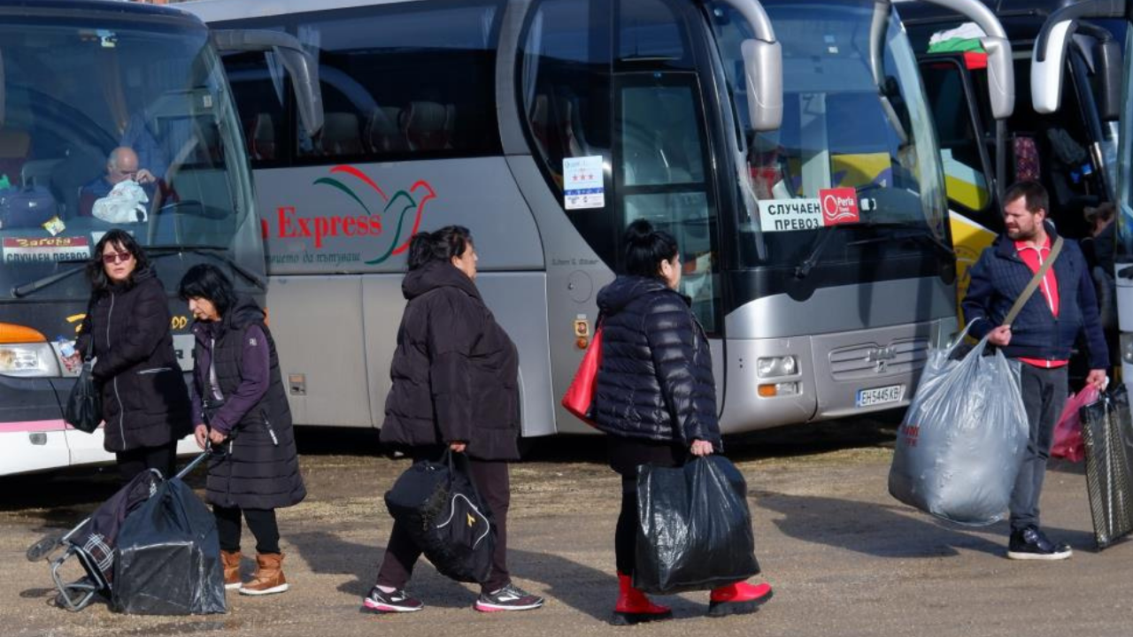 Binlerce Bulgaristan vatandaşı yılbaşı için Edirne'yi tercih etti