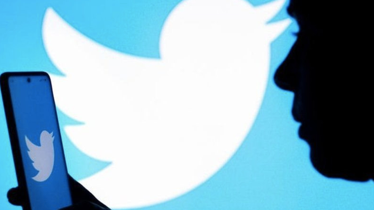Twitter'da gazetecilerin hesaplarını askıya alan Elon Musk geri adım attı