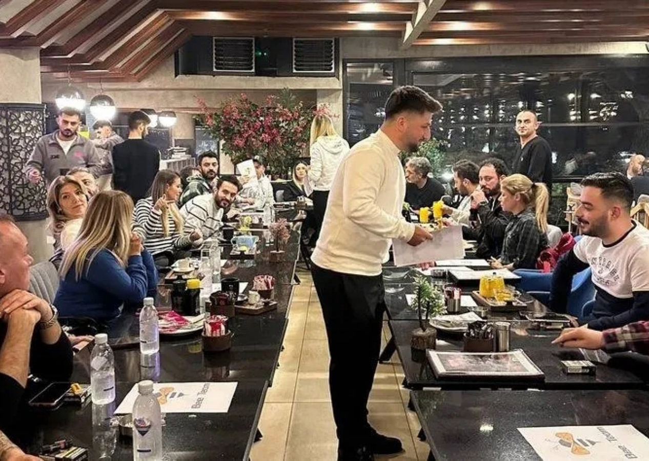 Mobil uygulamayla 50 bin kişiyi soydular! Vurgunun boyutu milyonlarca dolar...