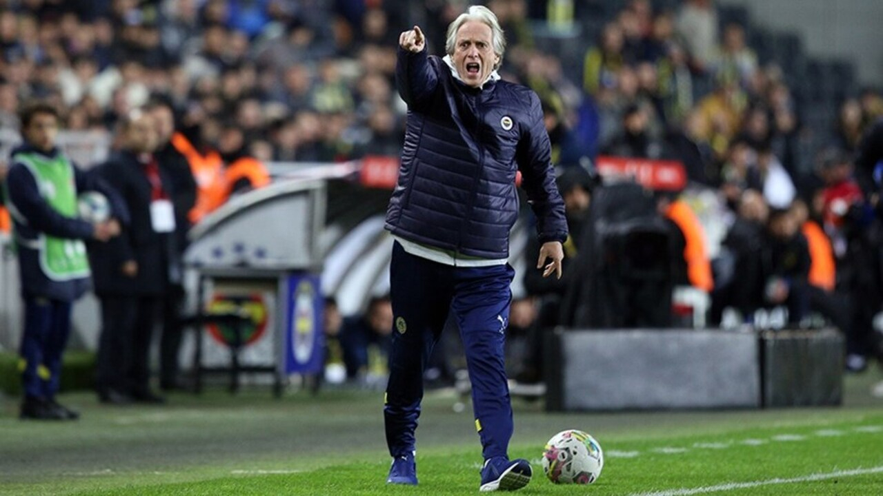 Fenerbahçe Teknik Direktörü Jorge Jesus'tan ezeli rakip itirafı: Trabzonspor çok iyi bir takım...