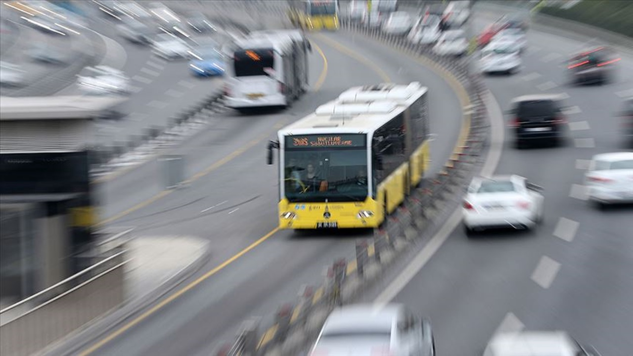 İstanbul’da toplu ulaşım zammı ertelendi