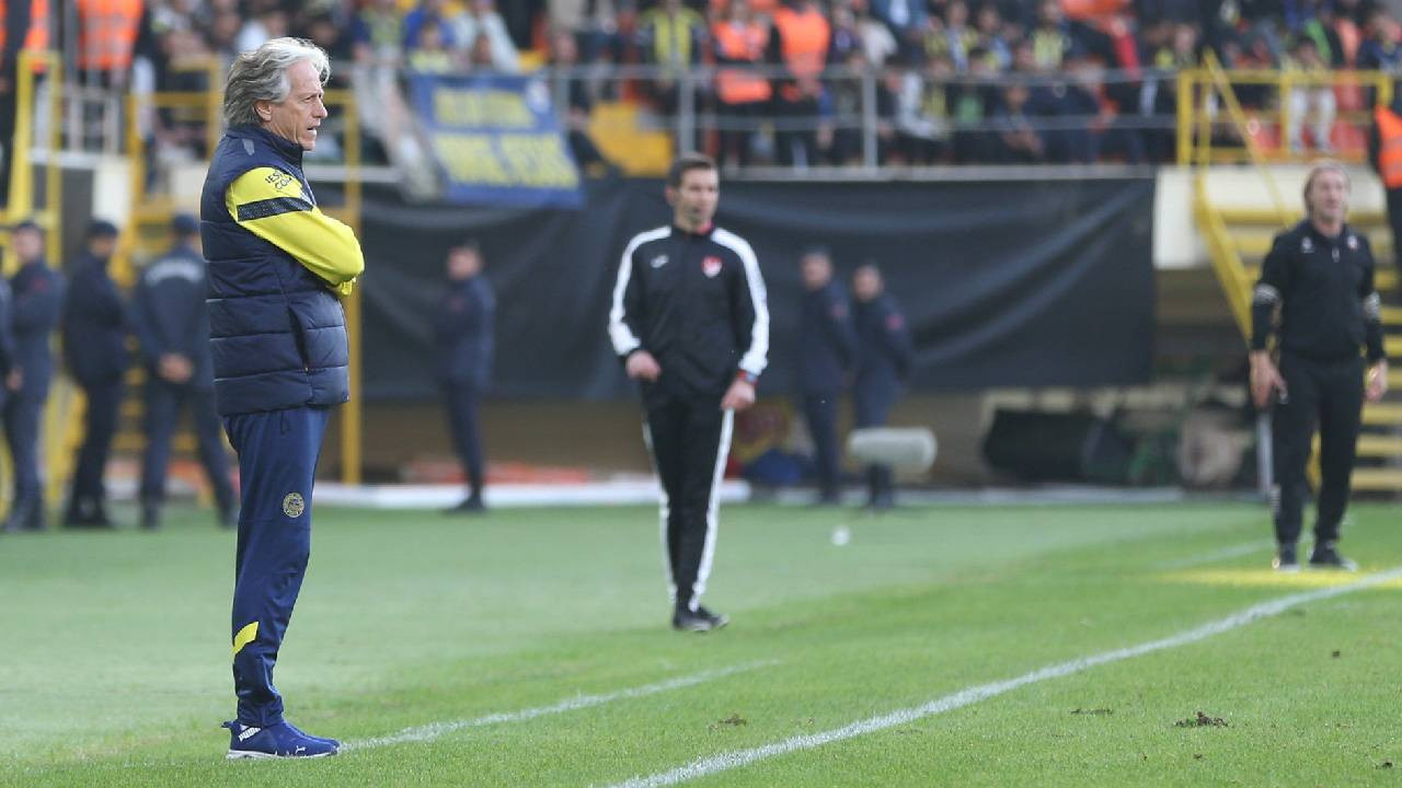 Fenerbahçe’nin devre arasındaki ilk transferini açıkladı! '4 milyon euroya bitti’