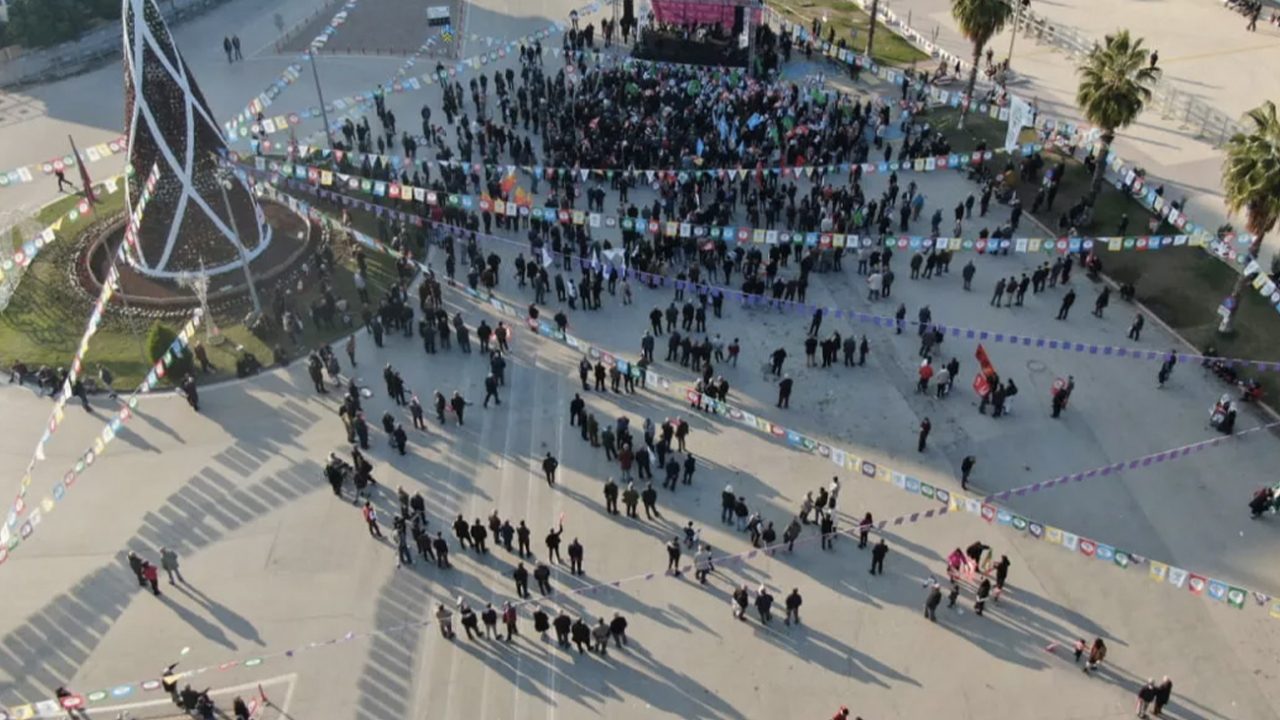 HDP çağrı yaptı, mitinge kimse katılmadı: Pervin Buldan boş alana konuştu!