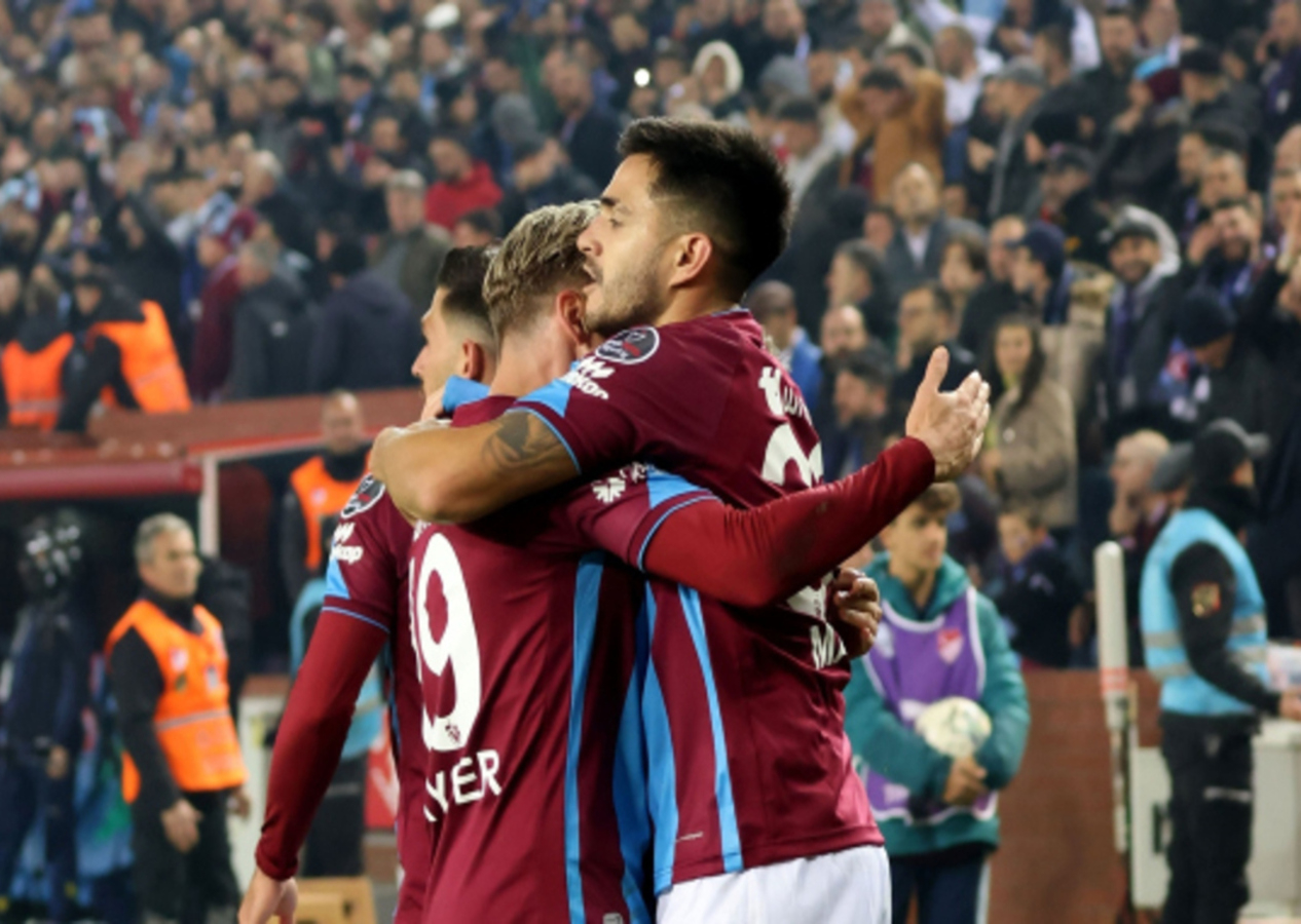 Trabzonspor 2 - 0 Fenerbahçe | Maçın geniş özeti...