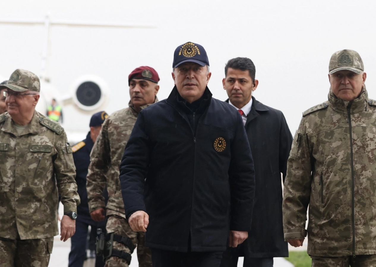 Bakan Akar, Suriye sınır hattında! Talimatlar verdi...