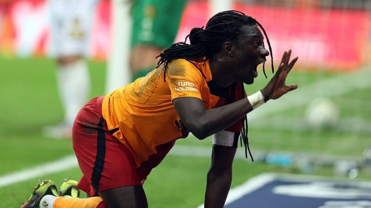 Galatasaray'da Bafetimbi Gomis İstanbulspor galibiyeti sonrası açıklamalarda bulundu: İkinci forvet olmak benim için bir seçenek değil...