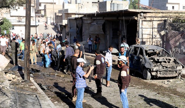 Azez'de bombalı araçla saldırı: 4 ölü, 7 yaralı...