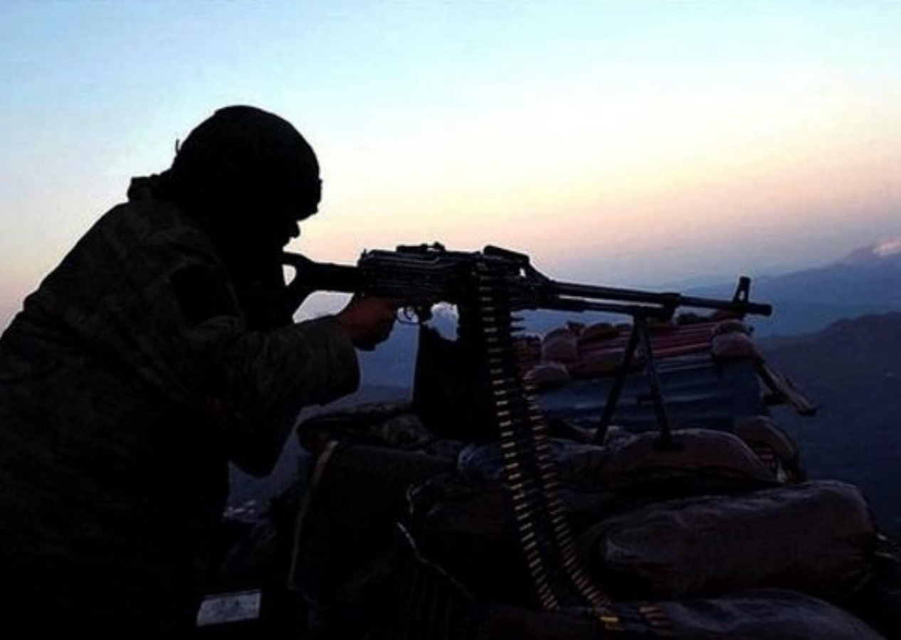 MSB duyurdu: Taciz ateşi açan 12 PKK/YPG'li terörist öldürüldü!