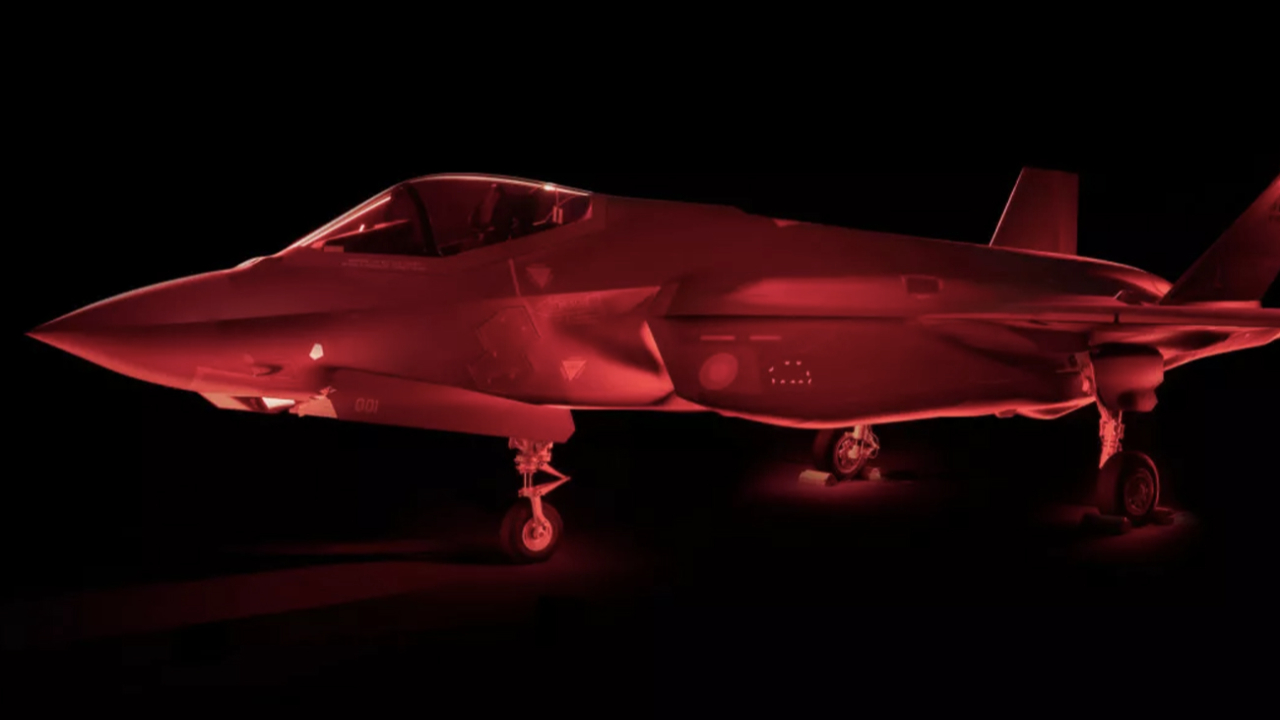İsrail F-35'leri inceleyecek! Uçaklar hangara çekildi