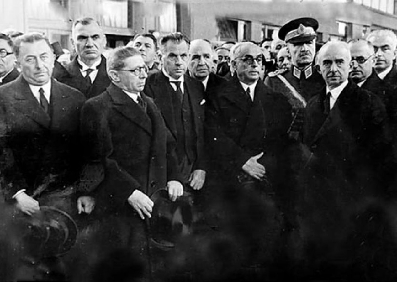 Atatürk’ün halefi olma yarışında üç isim:  Çakmak, İnönü ve Özalp