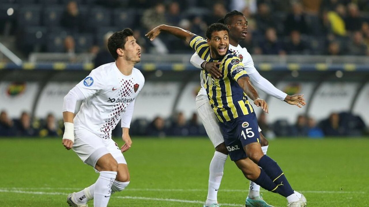 Fenerbahçe'nin golü VAR'a takıldı! Joshua King'in golü iptal edildi
