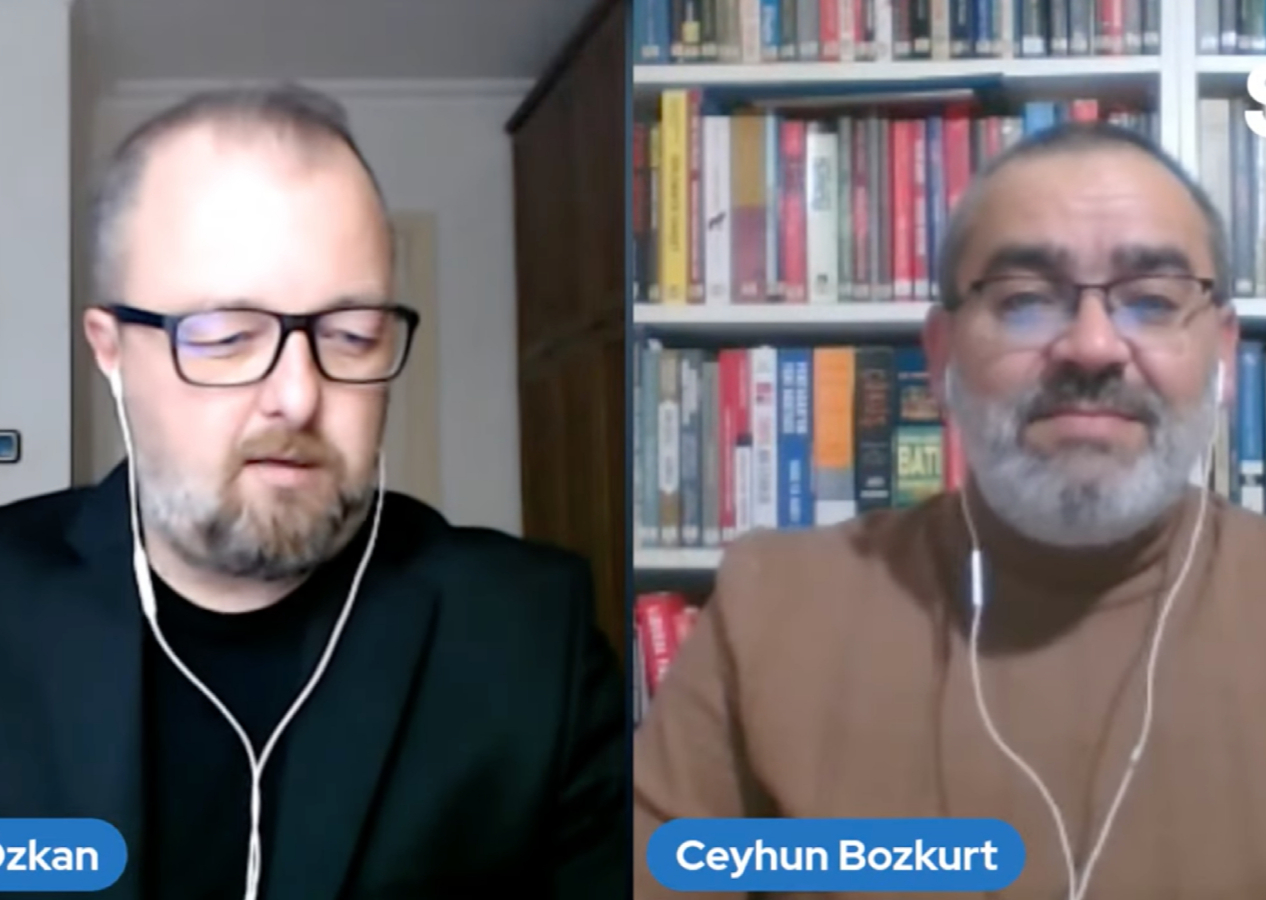Ceyhun Bozkurt dile getirmişti! Bakan Akar, Şoygu ve Abbas ile görüştü