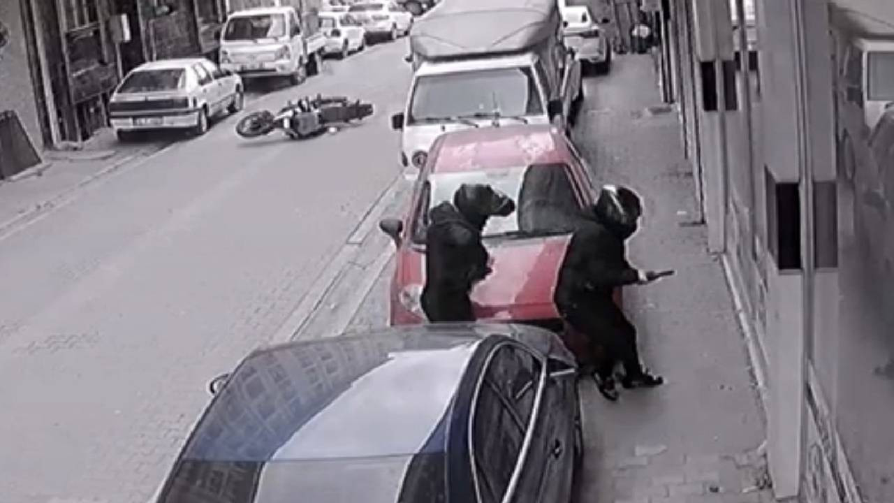 Esenyurt'ta dehşet anları! Kurşun yağdırdılar