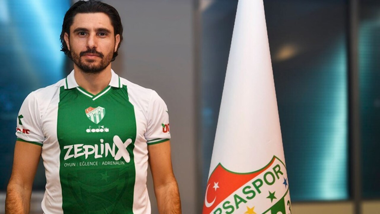 Özer Hurmacı'dan sürpriz karar! 36 yaşında futbola geri döndü