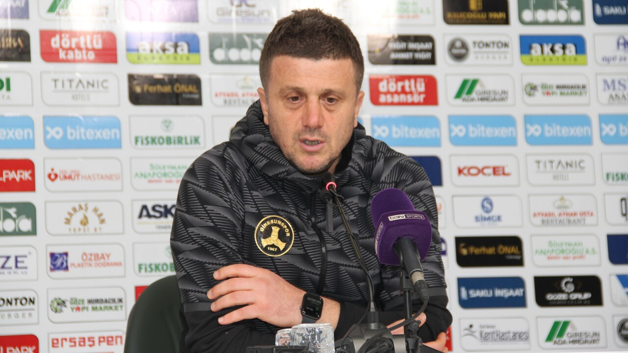 Giresunspor Teknik Direktörü Hakan Keleş Gaziantep FK galibiyetini değerlendirdi: Taraftarımıza yeni yıl hediyesi olsun...
