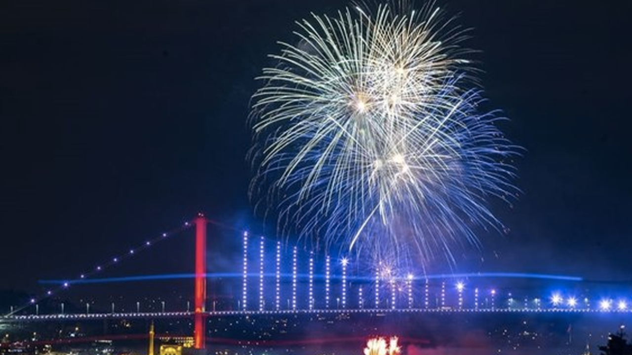 İstanbul'da yılbaşında o caddeler trafiğe kapatılacak!