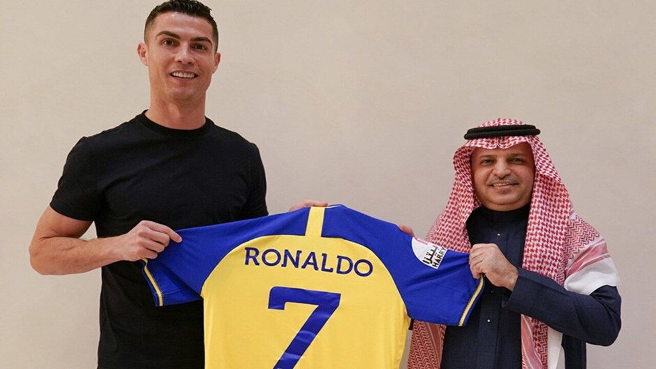 Rekor bedel geldi! Cristiano Ronaldo resmen Al Nassr'da...