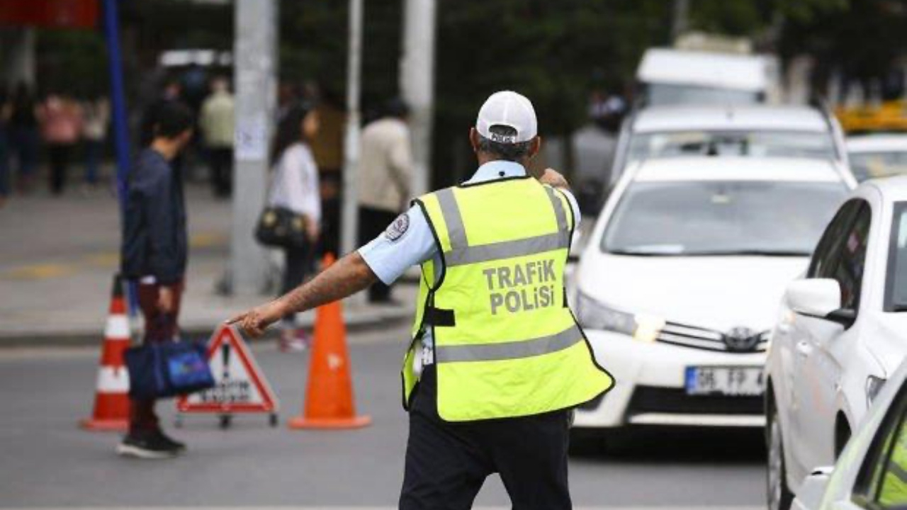 İstanbul’da yarın bazı yollar trafiğe kapatılacak: İşte alternatif yollar