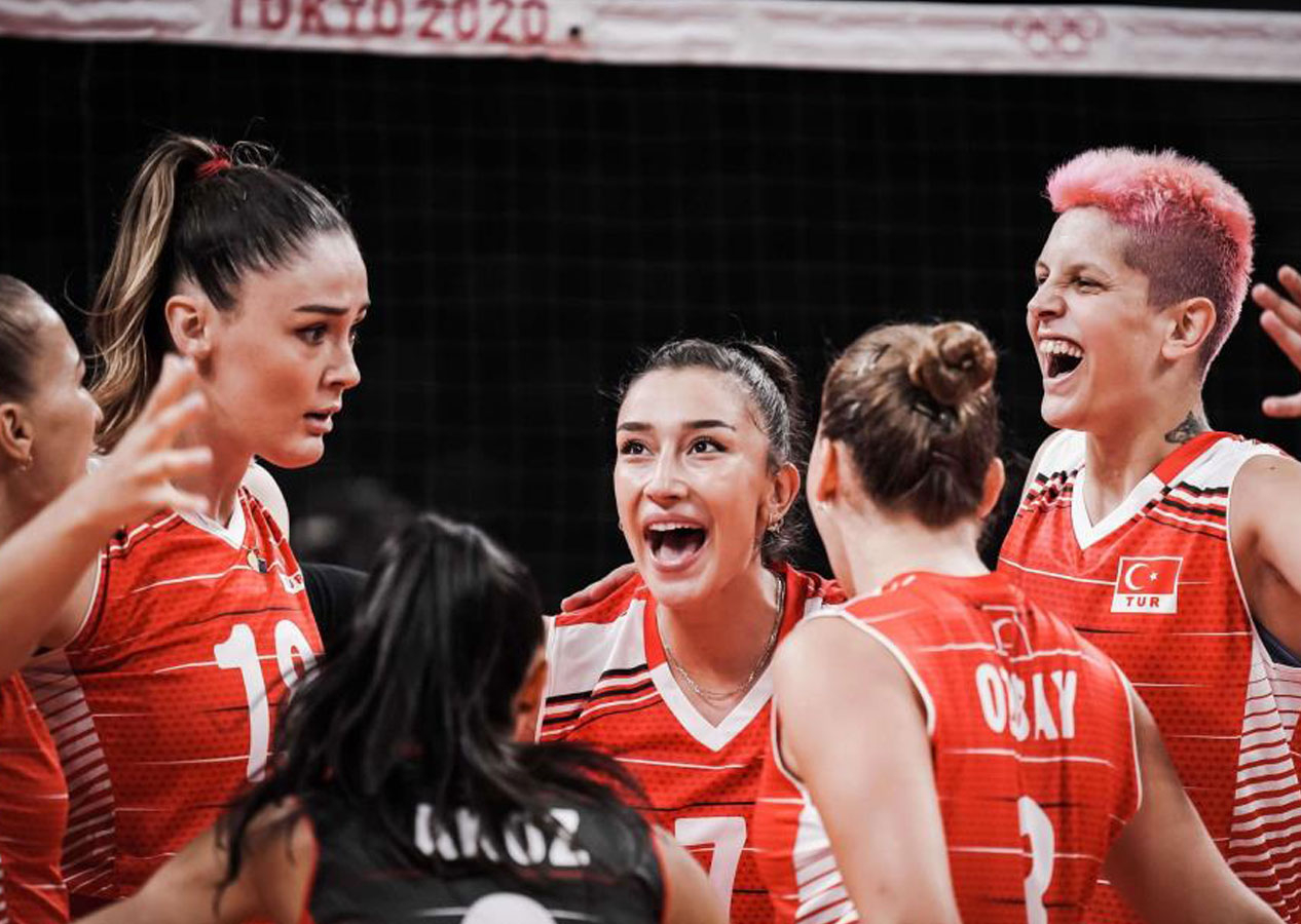 Milli voleybolcu tacize uğradı