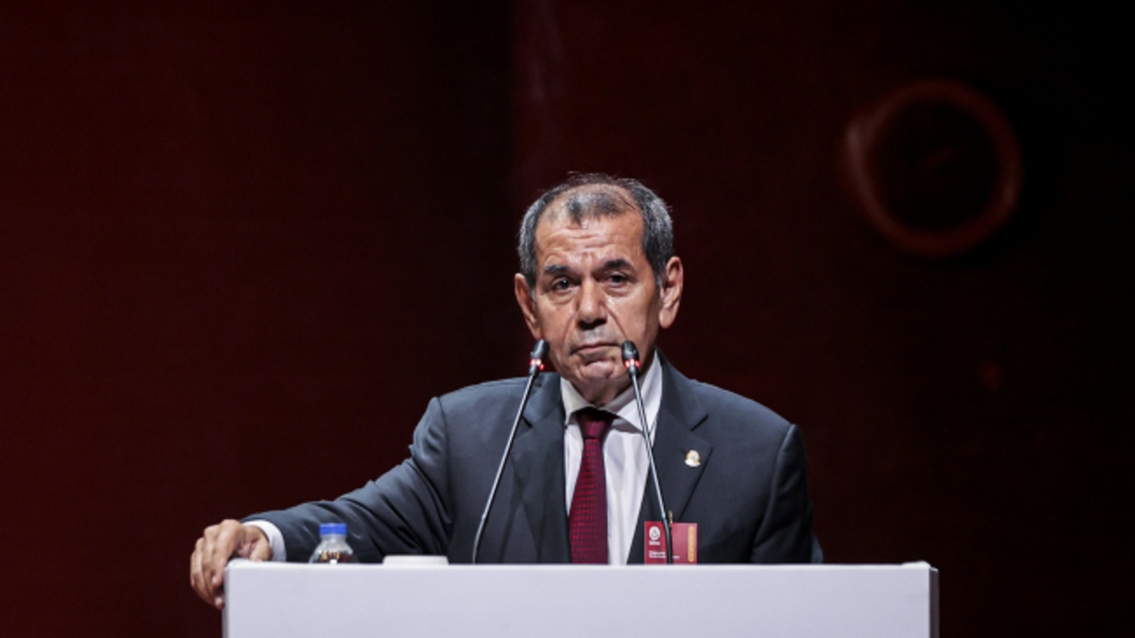 Galatasaray Kulübü Başkanı Dursun Özbek'ten yeni yıl mesajı: Zaferlere hep birlikte ulaşacağız