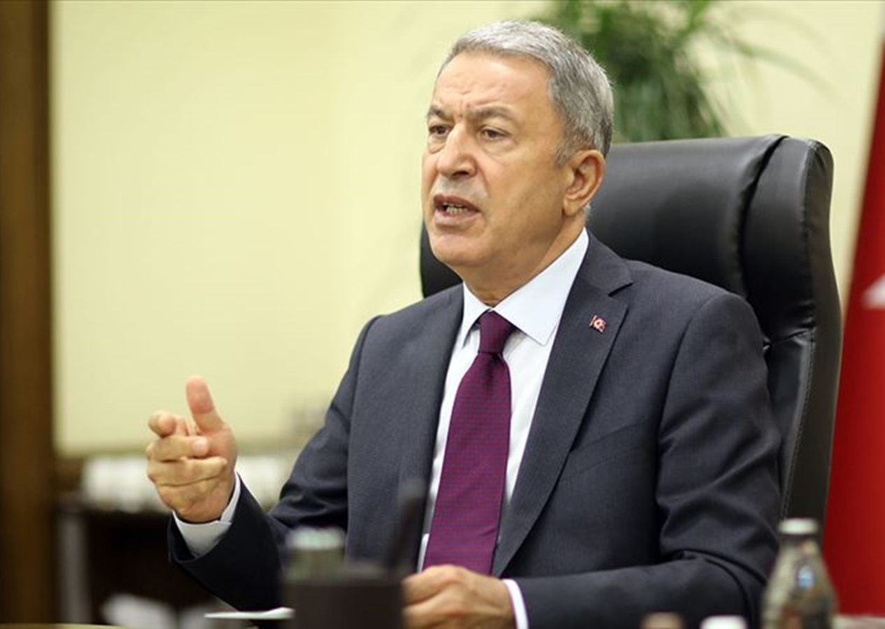 Bakan Akar'dan Yunanistan'a tepki: Yanlış hesap Ankara'dan döner