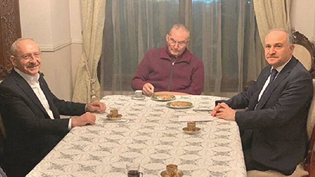 Baykal, aday olabilmek için kapı kapı gezen Kılıçdaroğlu'na rest çekti
