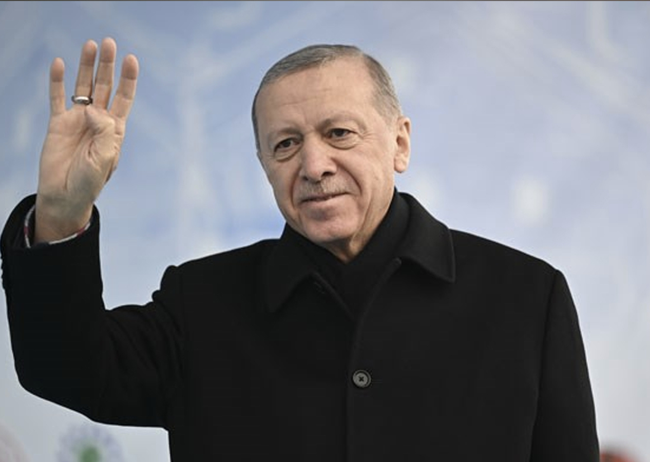 Cumhurbaşkanı Erdoğan'dan yeni yıl mesajı: "Daha nice hizmet ve proje ile milletimizin huzurunda olacağız"