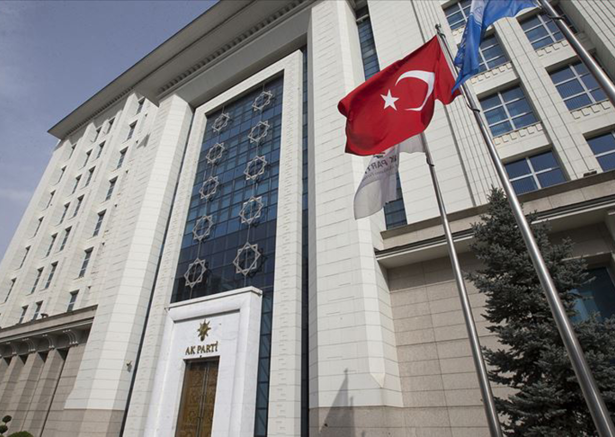 AK Parti MYK toplantısı sona erdi