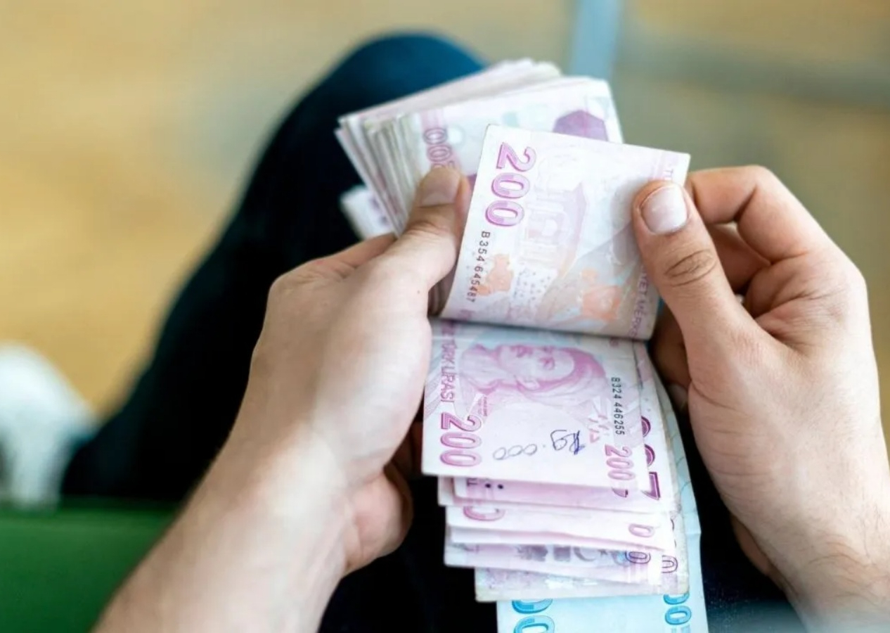 Memur ve emeklinin zammı belli oldu! İşte 2023 en düşük emekli maaşı