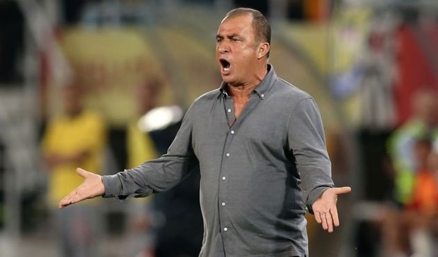 Fatih Terim'in Alaçatı'da mekan bastığı o an! / VİDEO