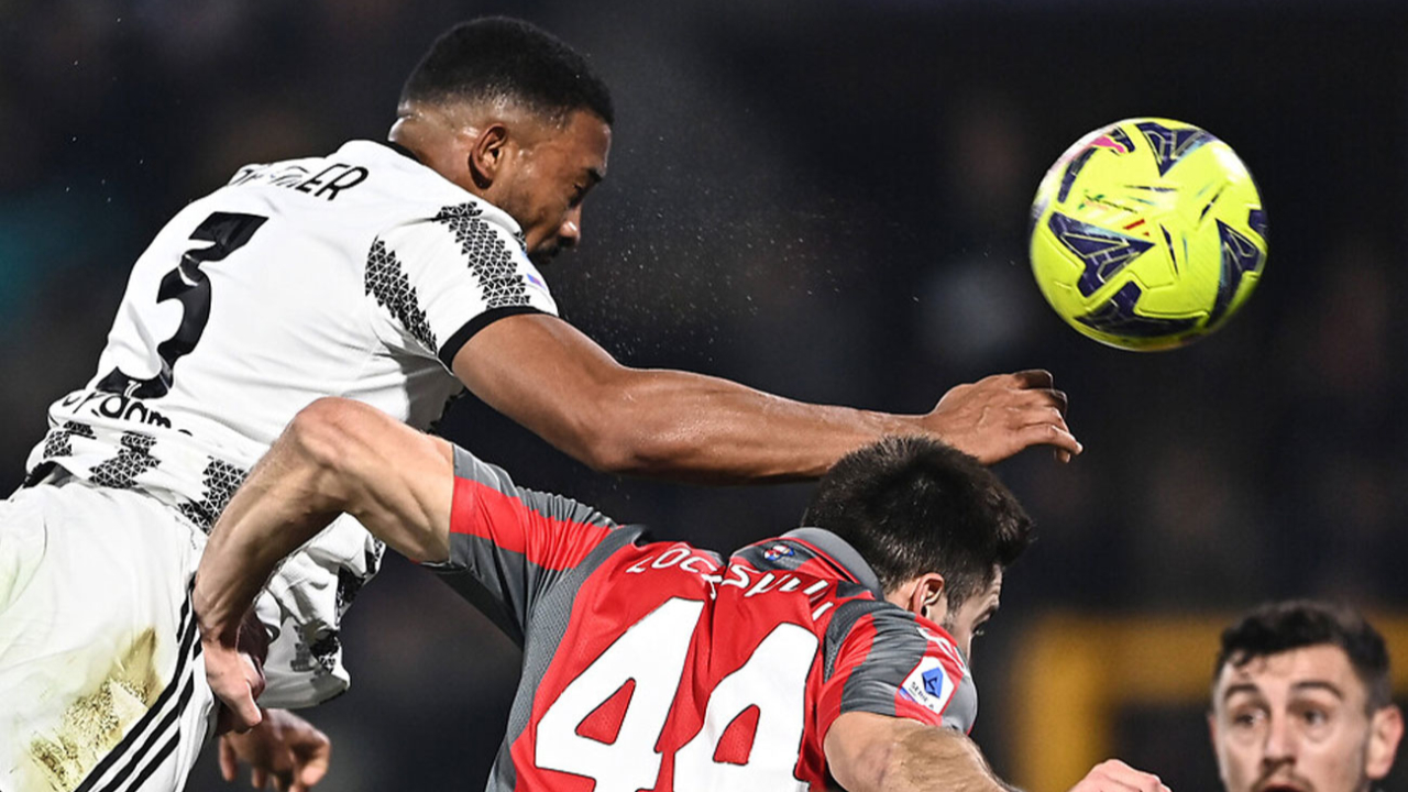 Juventus 3 puanı uzatmada kaptı