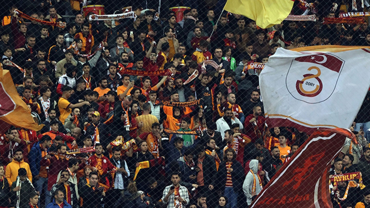 Galatasaray taraftarı derbide yok