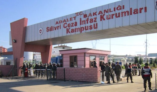 FETÖ'nün "mahrem imamları" hakim karşısında...