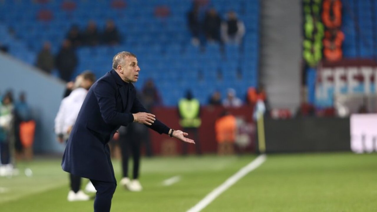 Trabzonspor Teknik Direktörü Abdullah Avcı Giresunspor galibiyeti sonrası konuştu: Biz yarışın içinde olmak istiyoruz ve olacağız da...