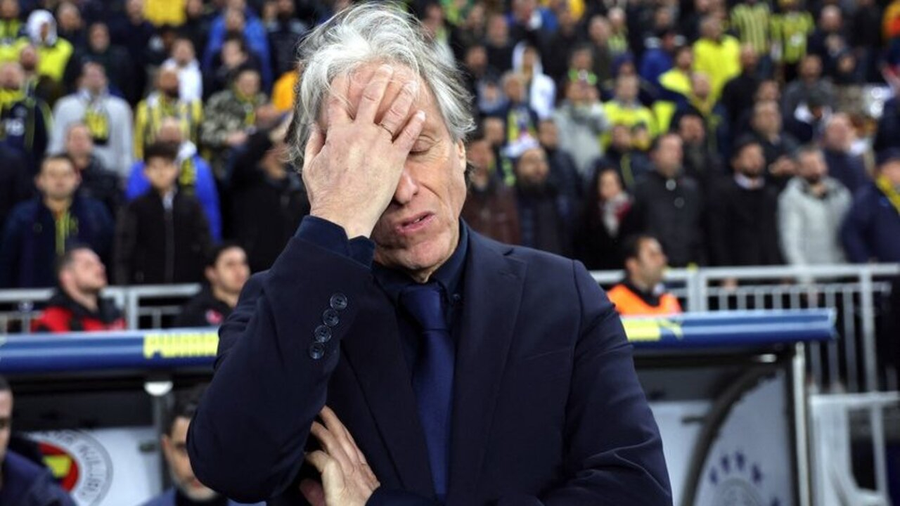 Fenerbahçe Teknik Direktörü Jorge Jesus Galatasaray mağlubiyeti sonrası konuştu: Bir suçlu varsa, o benim...