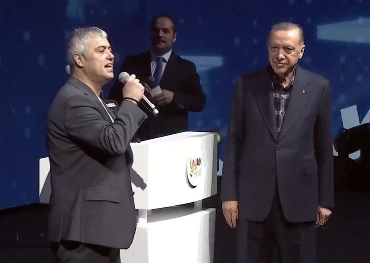 Cumhurbaşkanı Erdoğan'a Cengiz Kurtoğlu sürprizi! "Duyanlara duymayanlara, biz de çok seviyoruz"