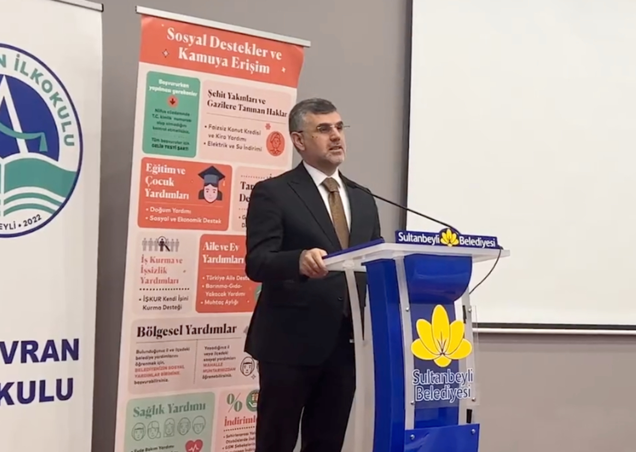 Sultanbeyli Belediye Başkanı Keskin KADEM’in seminerine katıldı