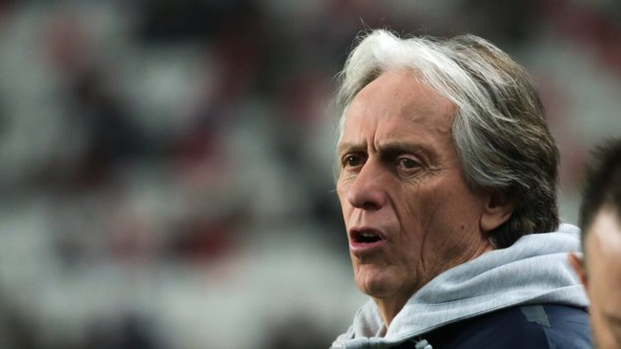 Fenerbahçe Teknik Direktörü Jorge Jesus Galatasaray maçı öncesi konuştu: Çok güçlü oyuncuları var...